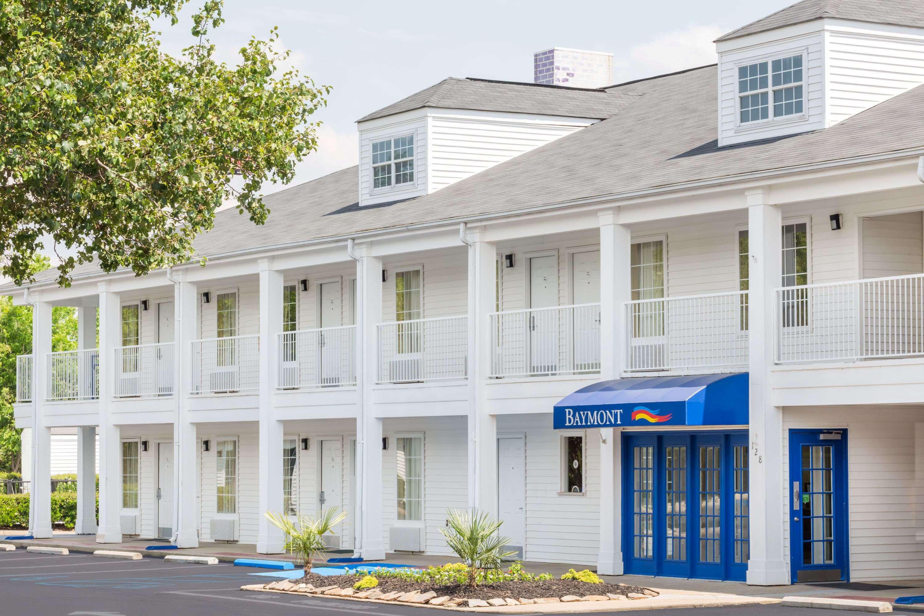 Baymont By Wyndham Anderson Clemson Hotel Exterior photo