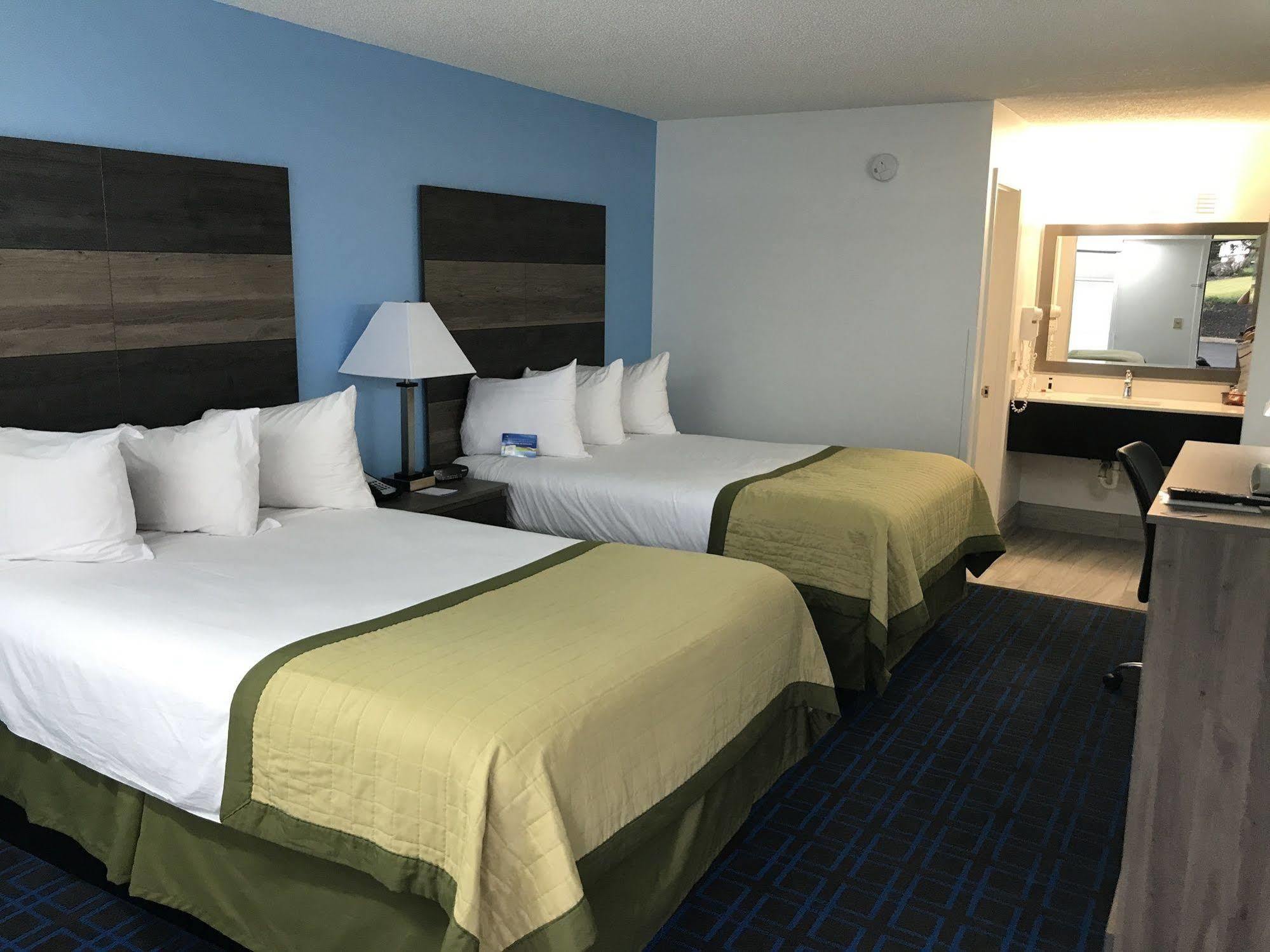 Baymont By Wyndham Anderson Clemson Hotel Exterior photo